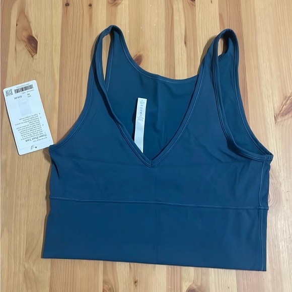 Lululemon Power Pivot Everlux Material size 10 NWT - Picture 2 of 3